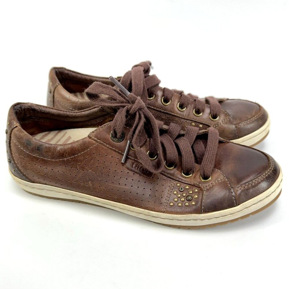 Taos Freedom Shoes Brown Leather Comfort Lace Up Low Studded Sneakers Size 7